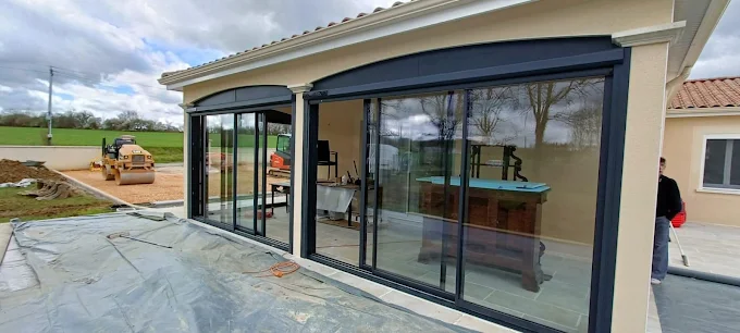 Véranda moderne en aluminium